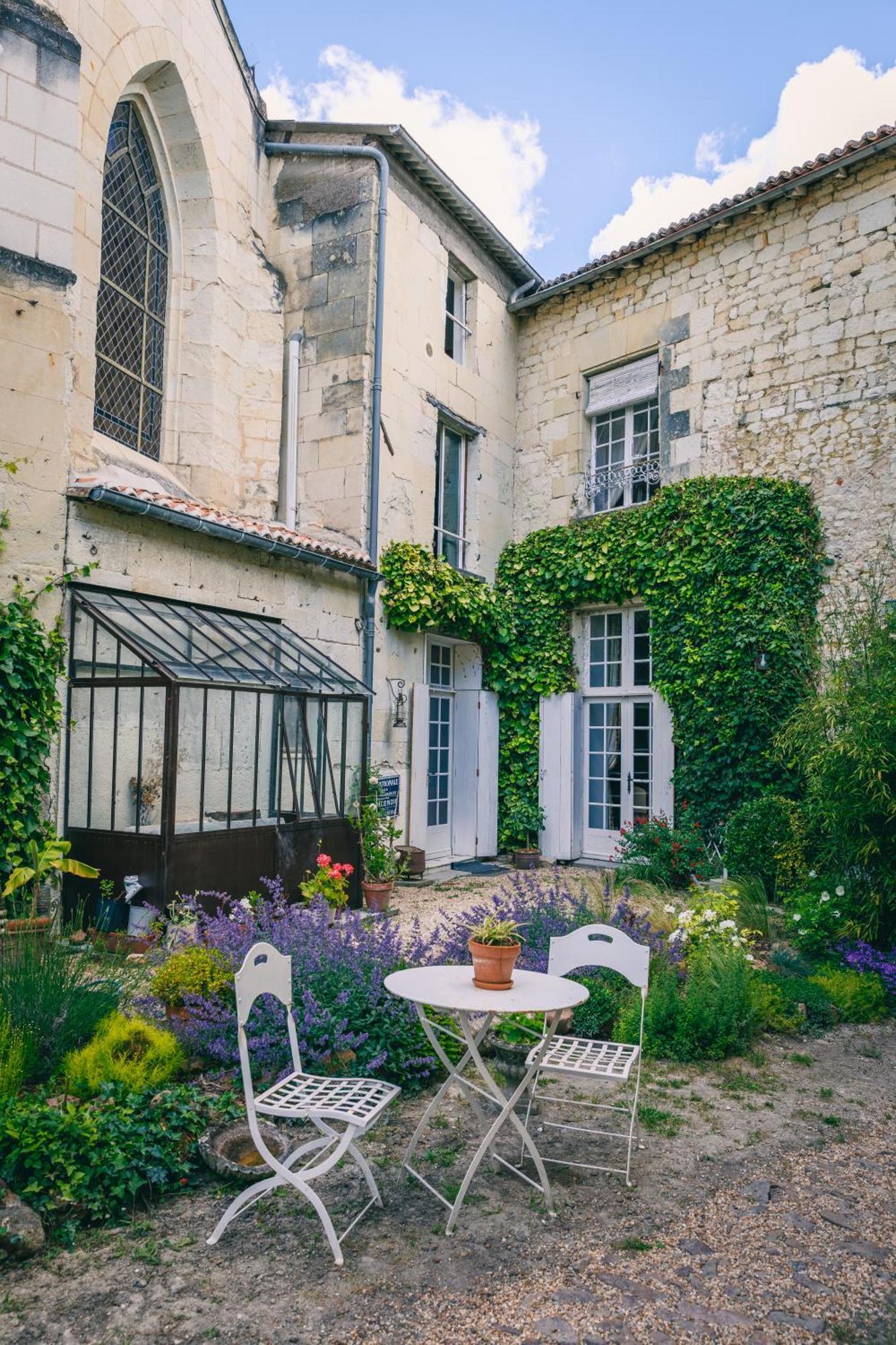 Le Prieure Sainte Croix Hotel Loudun Ngoại thất bức ảnh