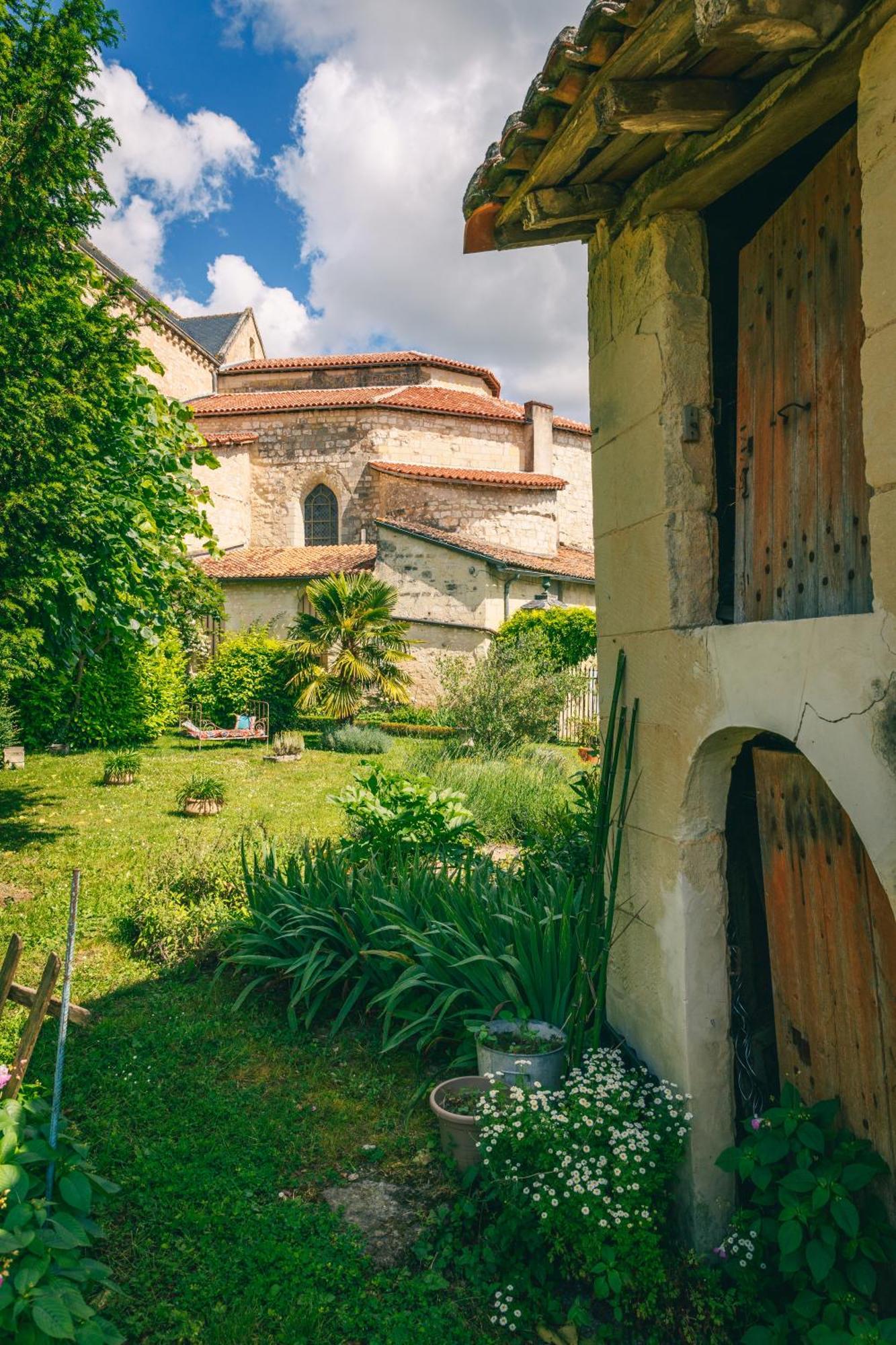 Le Prieure Sainte Croix Hotel Loudun Ngoại thất bức ảnh