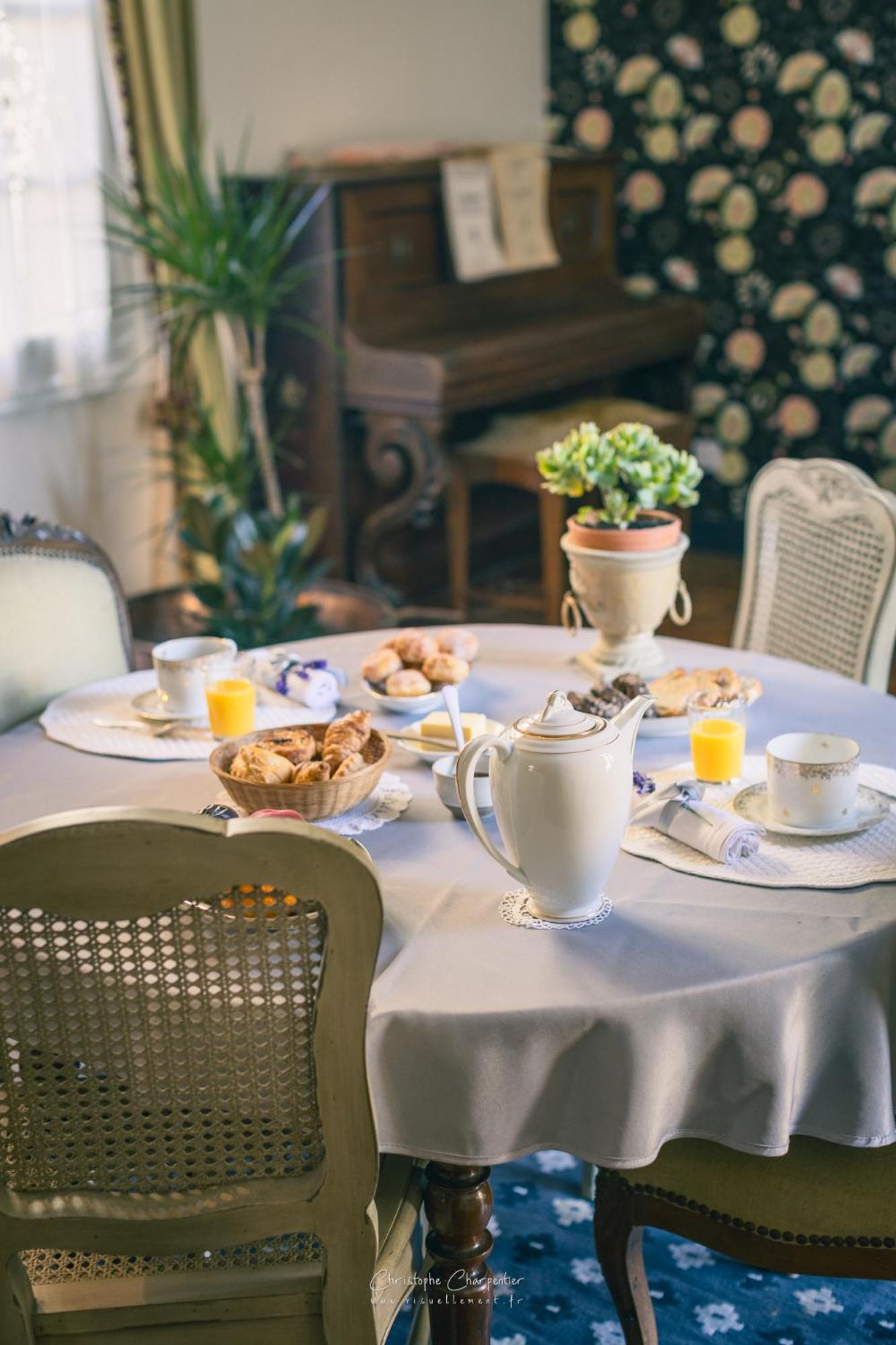 Le Prieure Sainte Croix Hotel Loudun Ngoại thất bức ảnh